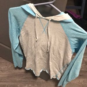 Buckle lightweight hoodie